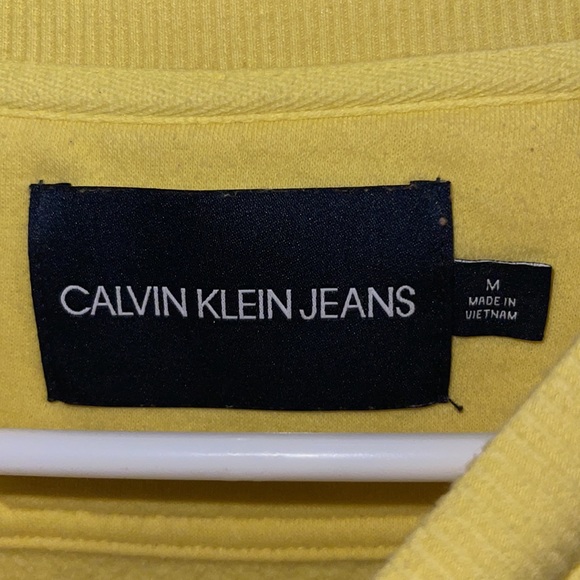 Yellow Calvin Klein Crewneck - Picture 2 of 2